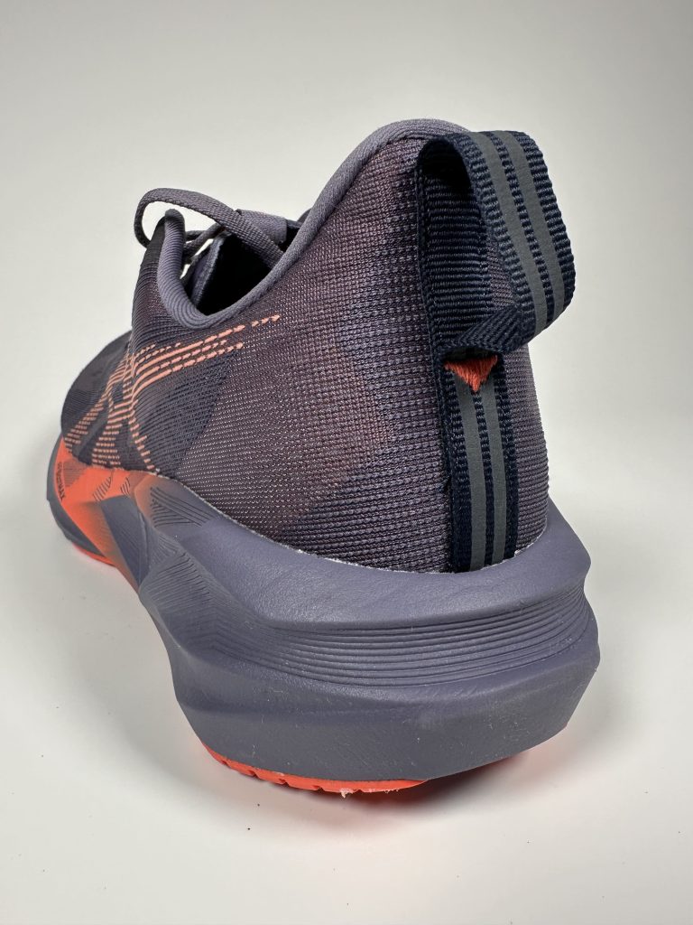 ASICS-NOVABLAST-5