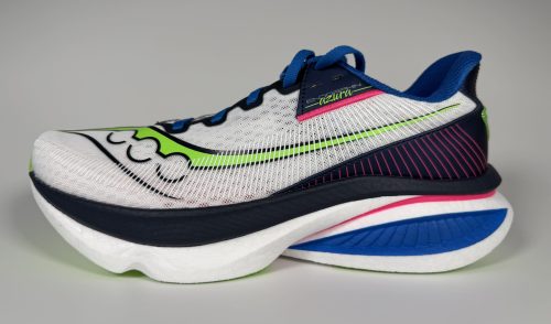 saucony-endorphin-azura-review