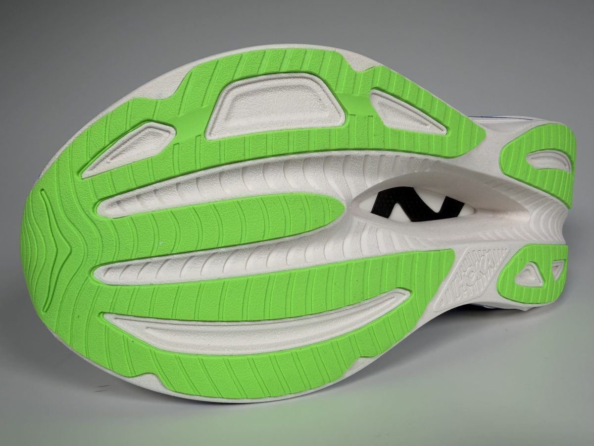 hoka-skyward-x2-review
